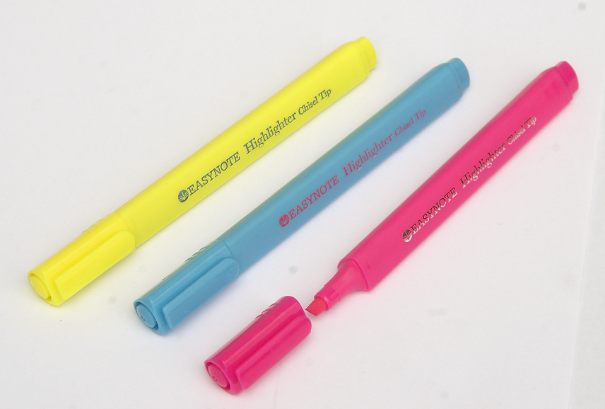 personalized promotional pretty design solid triangular highlighter pen