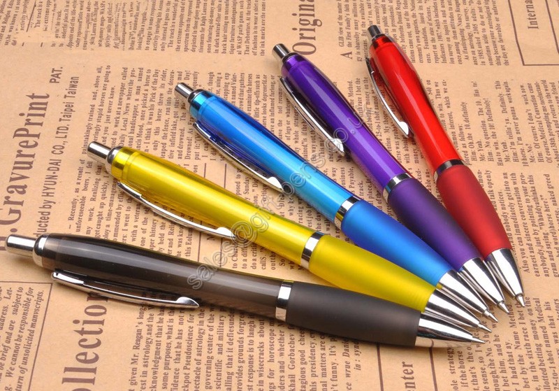 best selling plastic ball pen in pen market,good selling item cuvy promotional gift pen